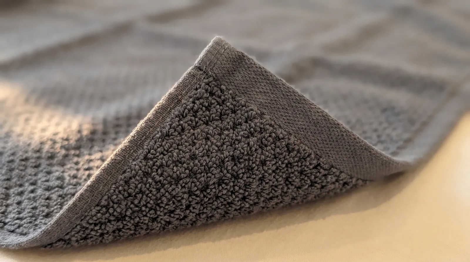 Honeycomb hand towel thumbnail 3